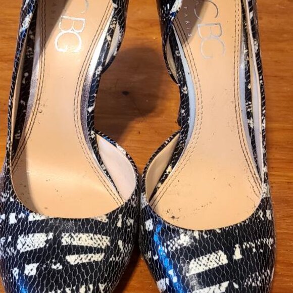 BCBG Heels - Picture 2 of 4